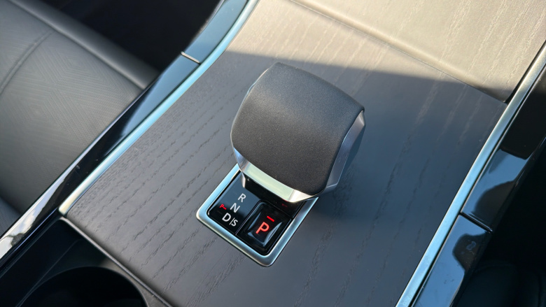 Land Rover Range Rover Velar 2.0 D200 MHEV Autobiography 5dr Auto [Revised] Diesel Estate